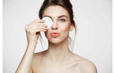 How to Build a Minimalist Self-Care Routine with Everyday Essentials