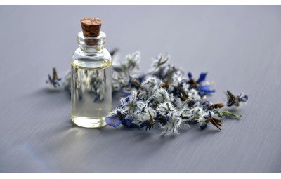 Essential Oils: Safe for Internal and External Use 
